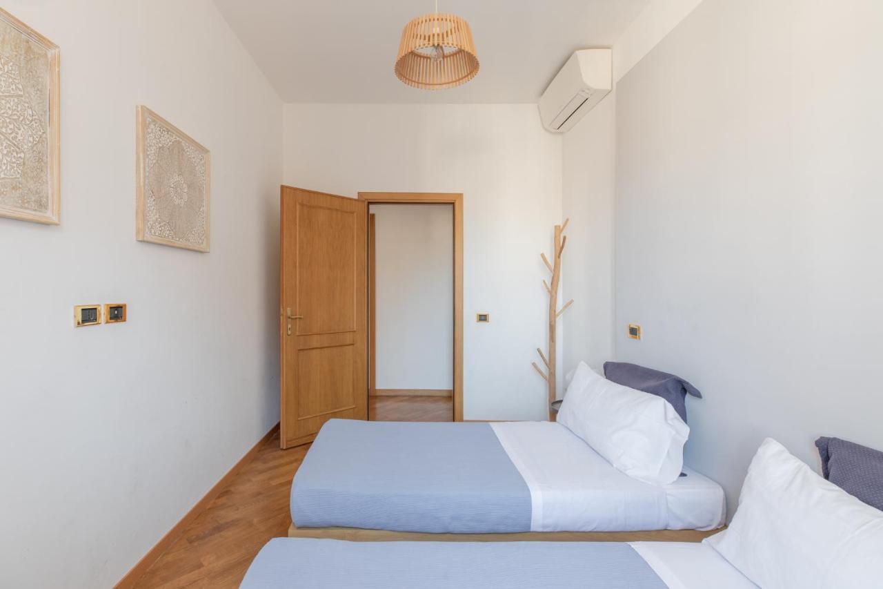 Apartament Iflat Monti Penthouse Panoramic View Rzym Zewnętrze zdjęcie